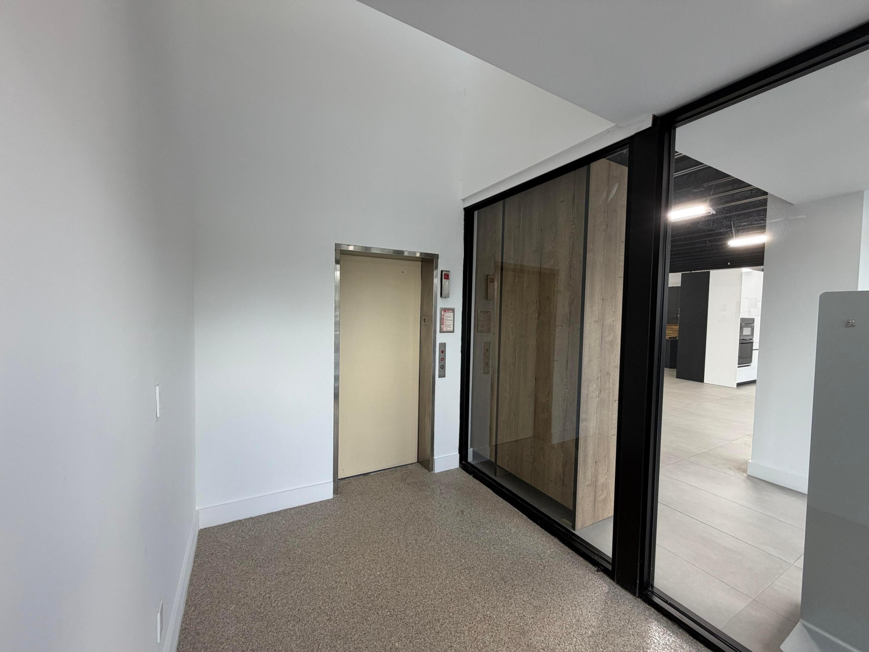 5170 N Federal Highway