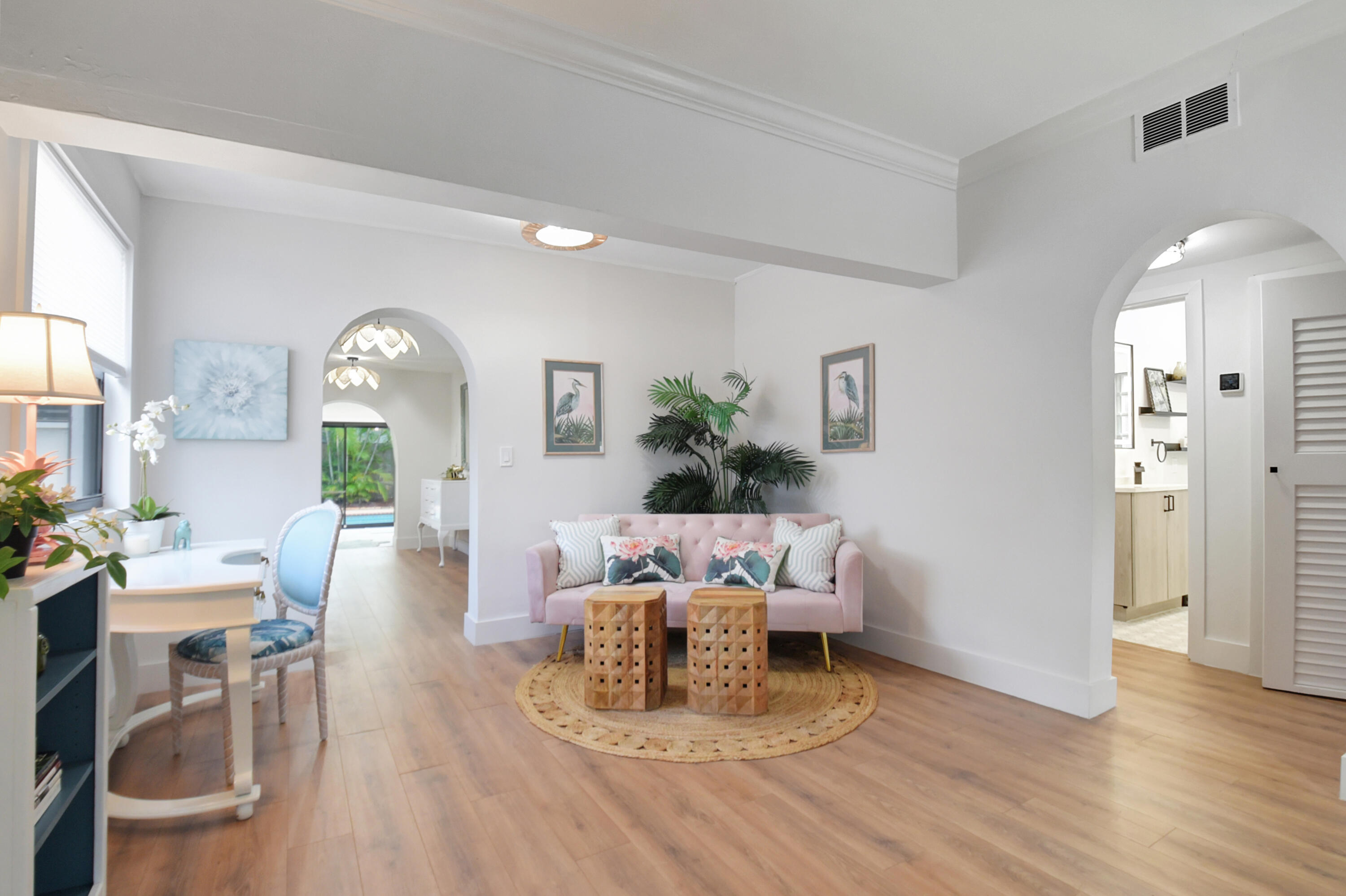705 Colonial Road