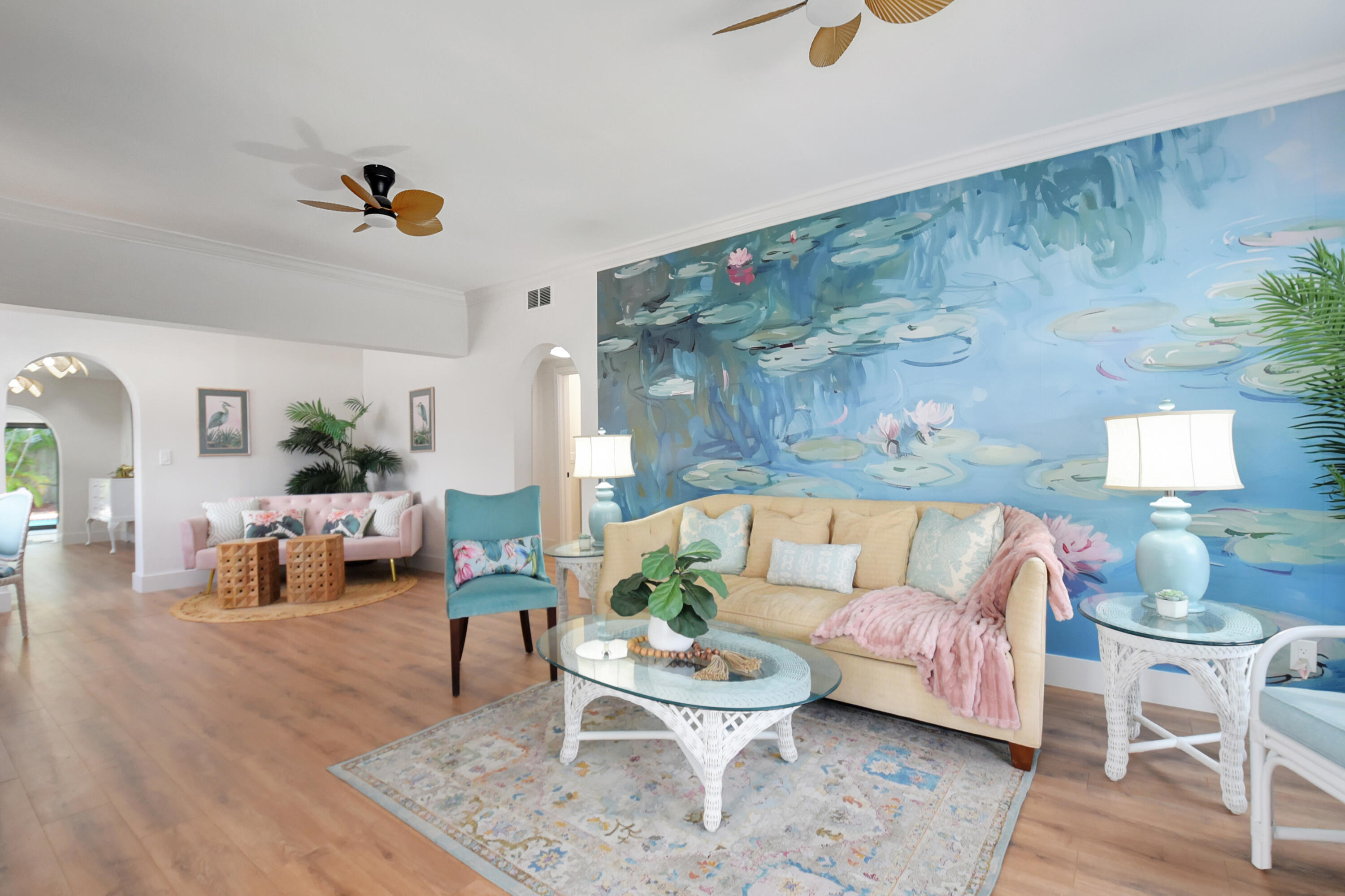 705 Colonial Road