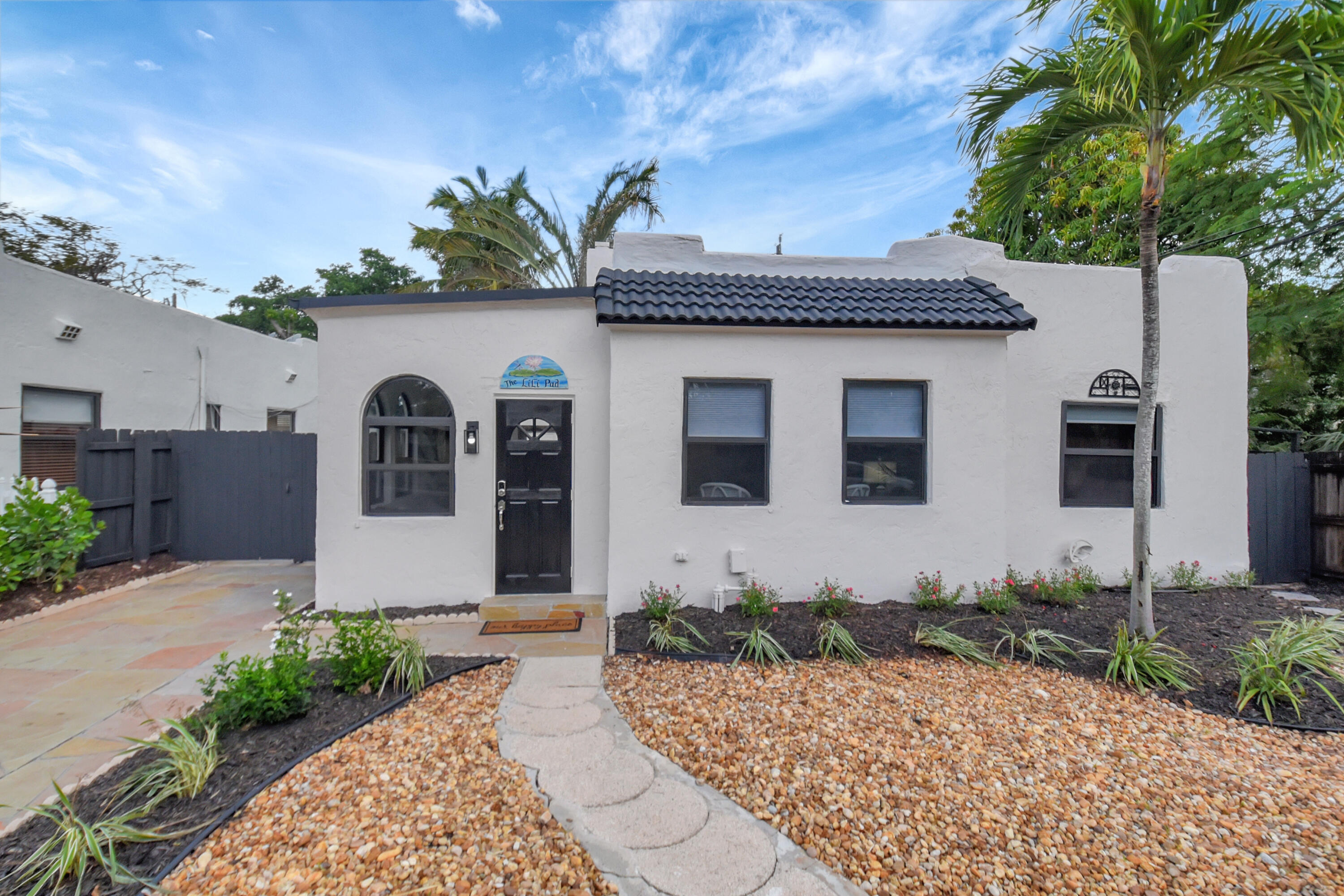 705 Colonial Road