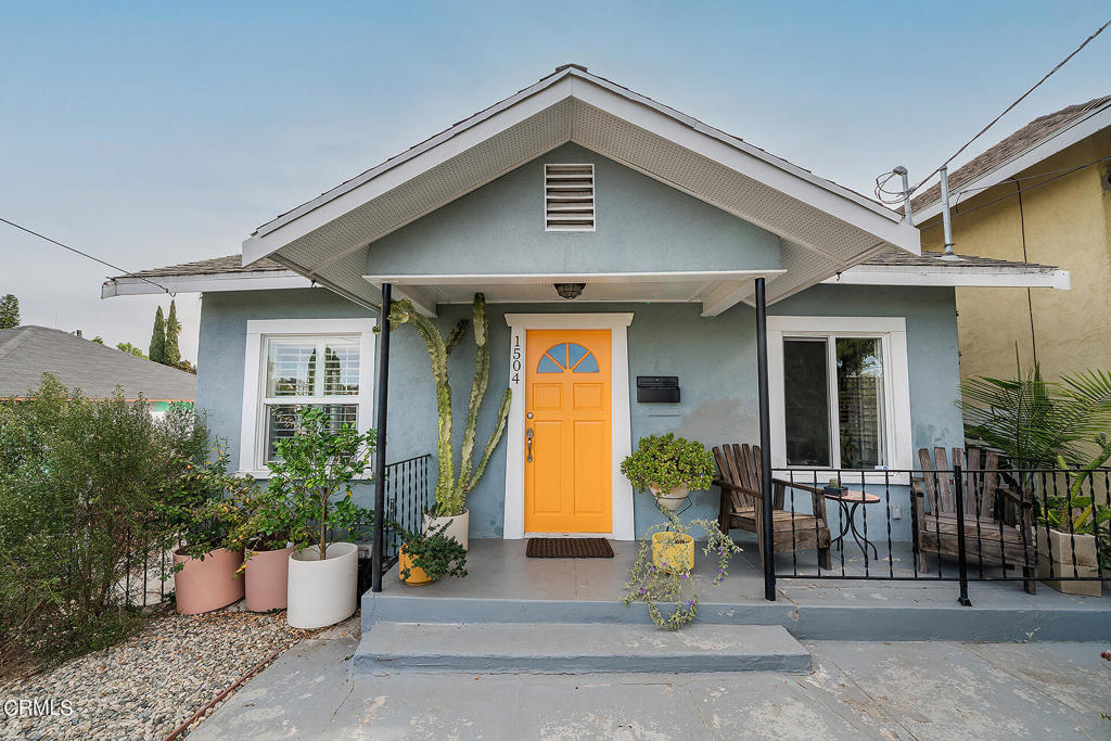 1504 Mohawk Street