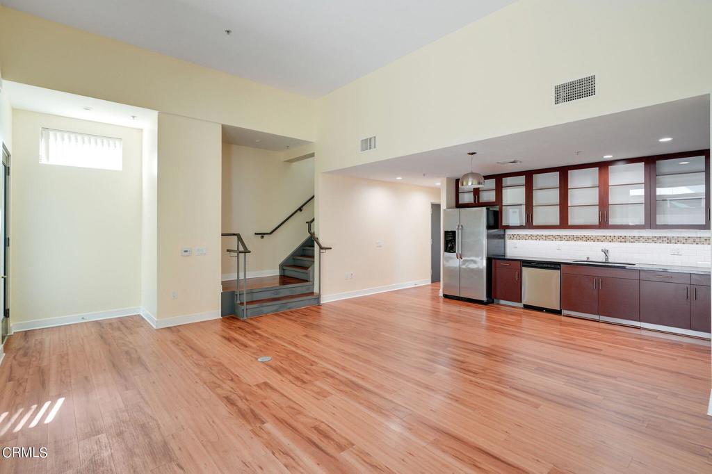 1457 Colorado Boulevard 205