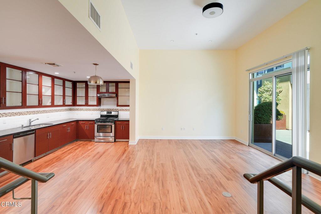 1457 Colorado Boulevard 205