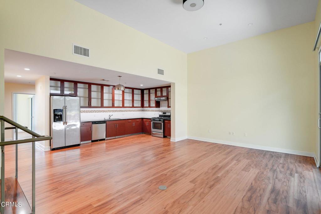 1457 Colorado Boulevard 205
