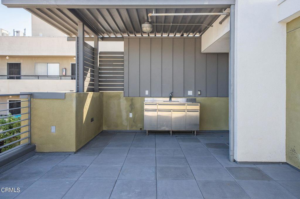 1457 Colorado Boulevard 205