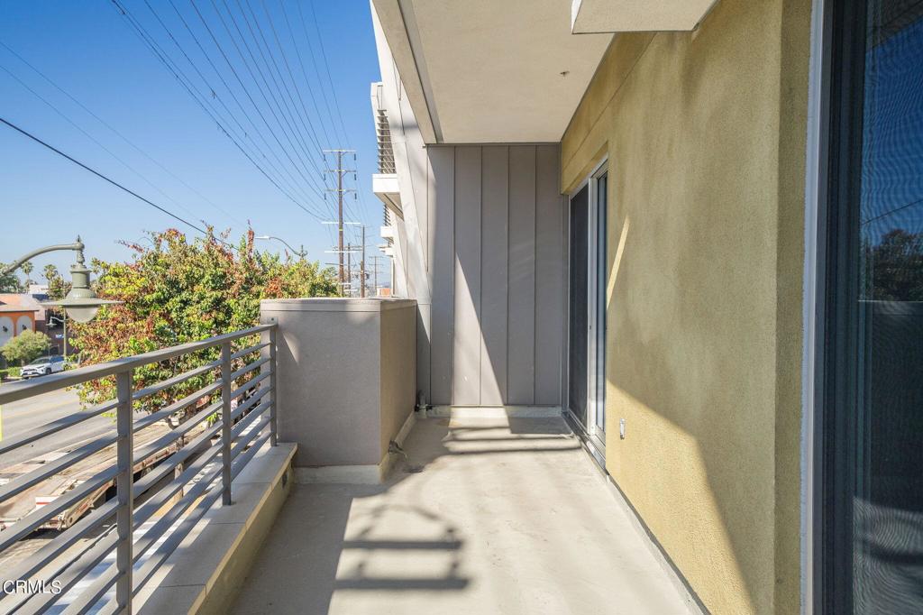 1457 Colorado Boulevard 205