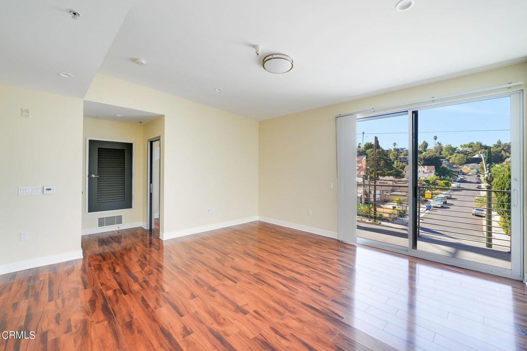 1457 Colorado Boulevard 205