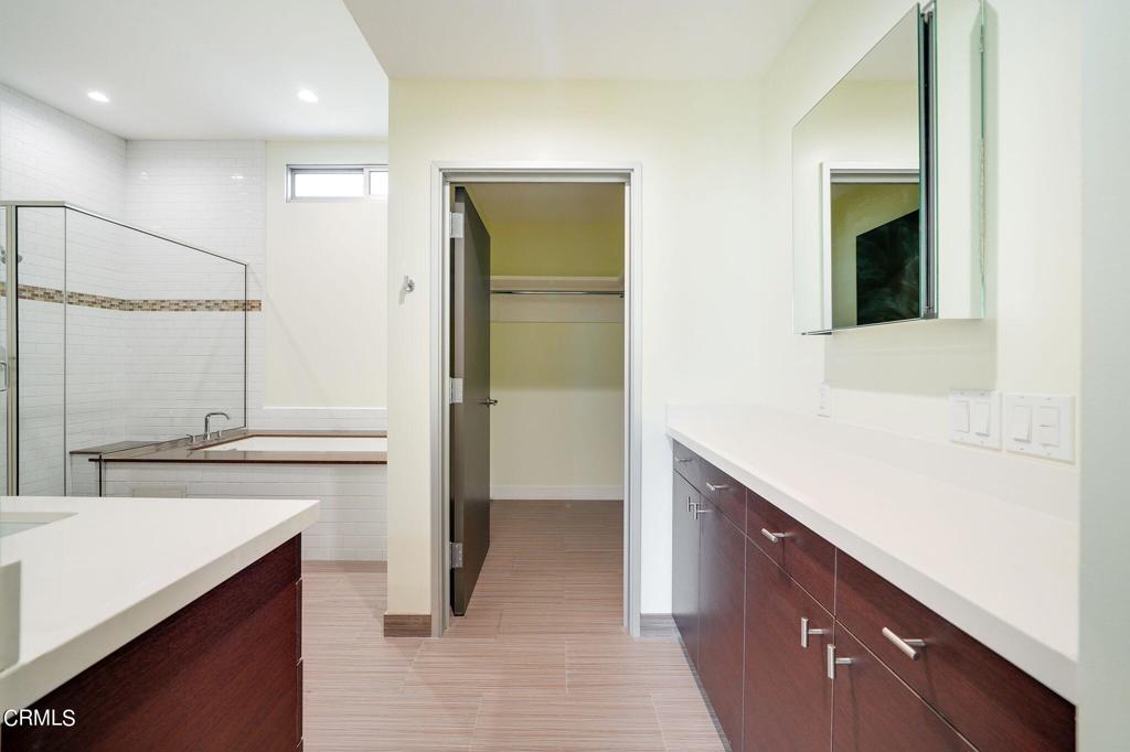 1457 Colorado Boulevard 205