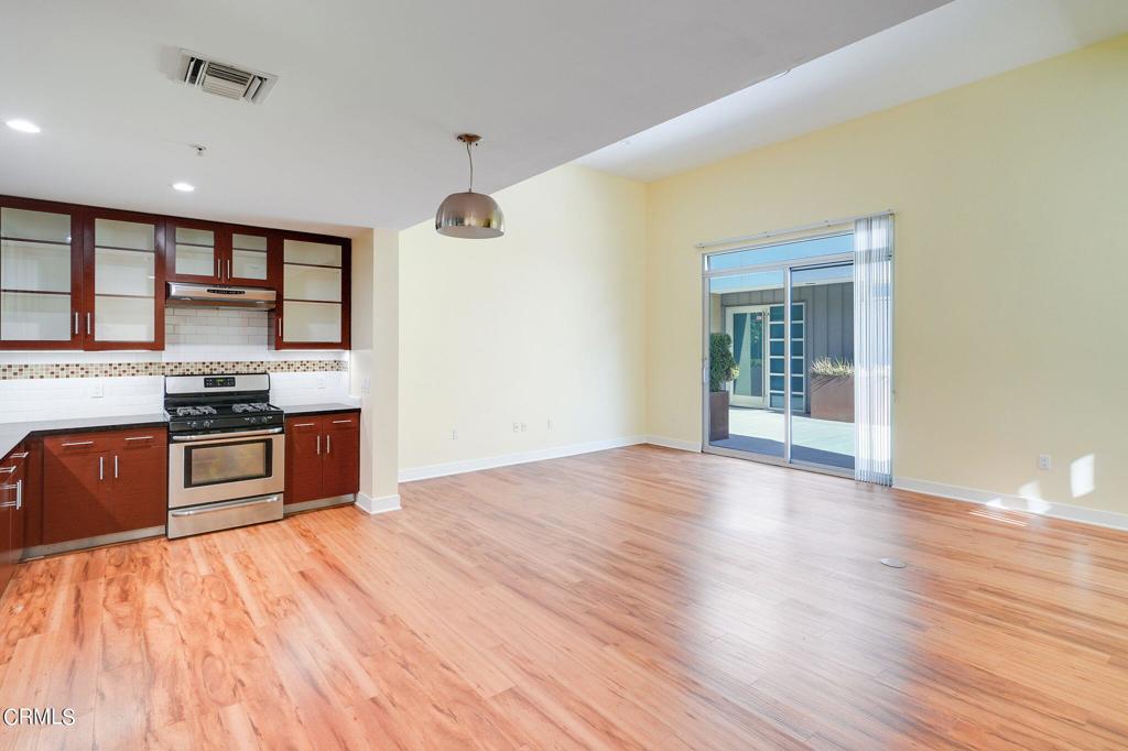 1457 Colorado Boulevard 205