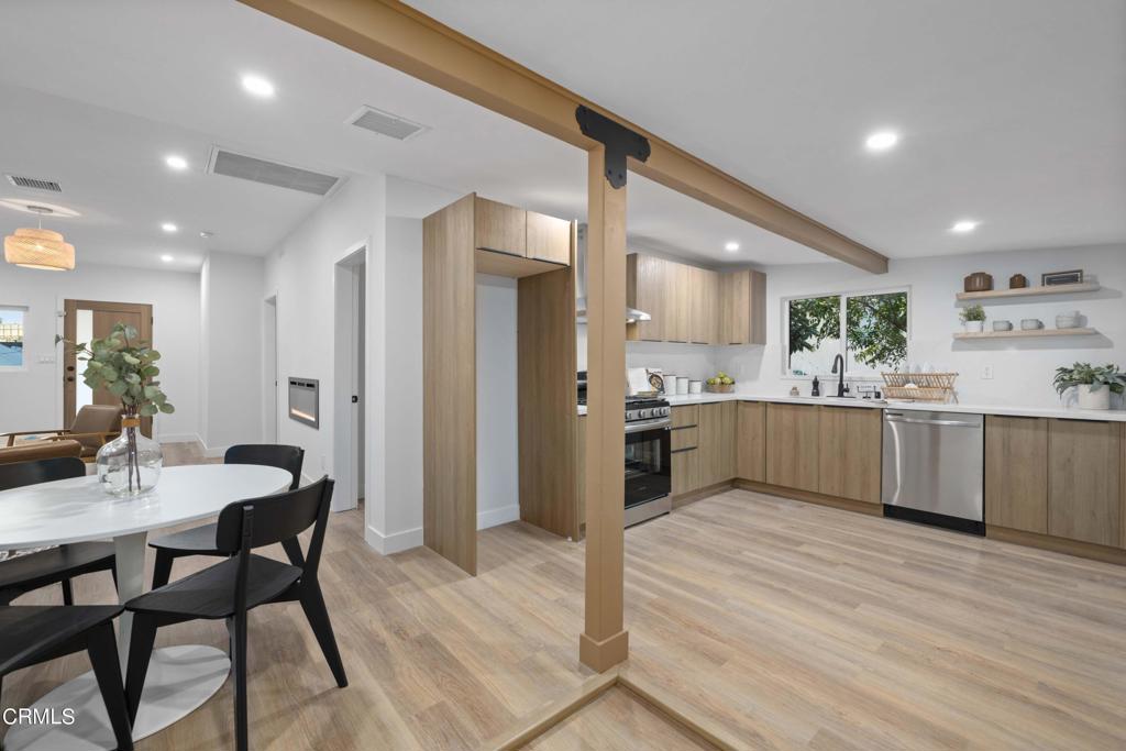 2138 Santa Ynez Street