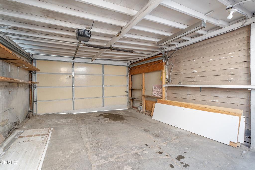 4358 Lockwood Avenue