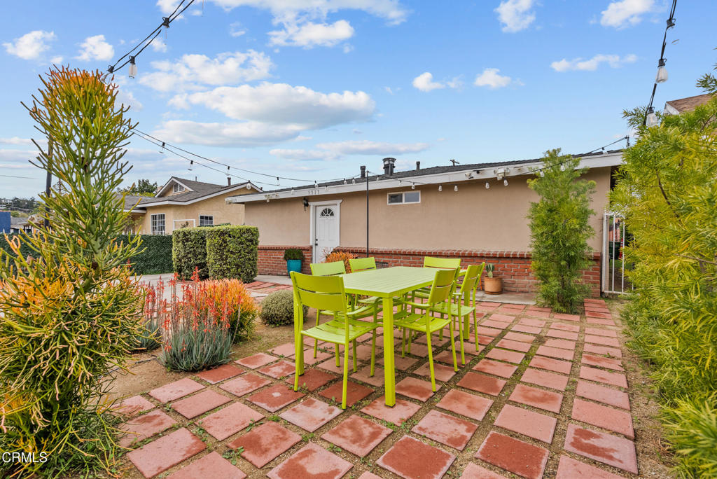 1517 N Ave 46