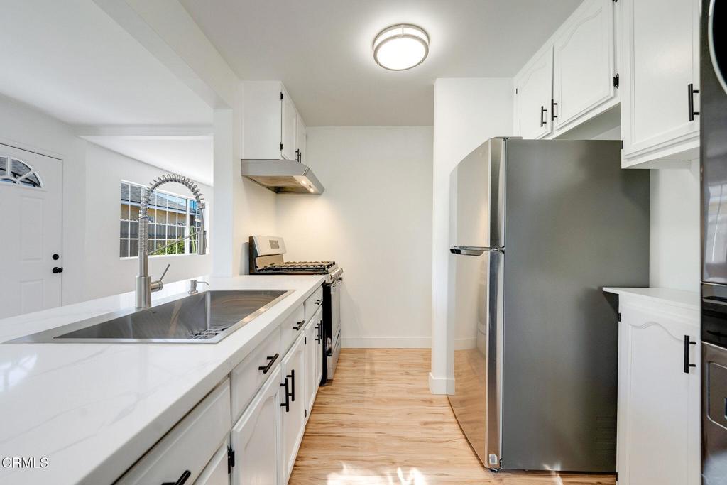 1517 N Ave 46
