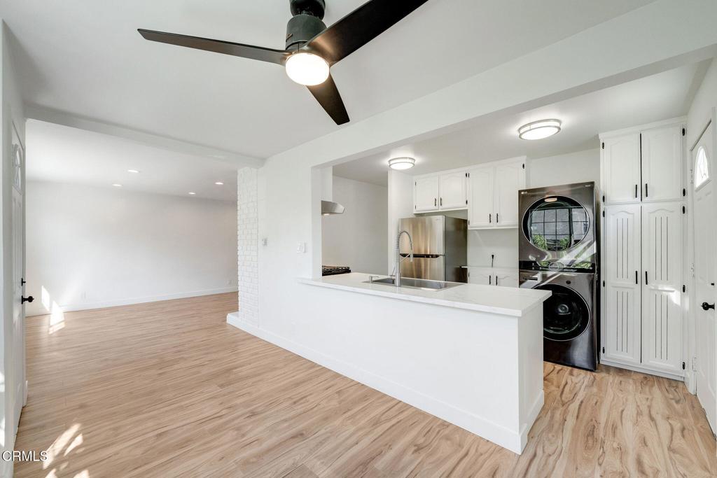 1517 N Ave 46