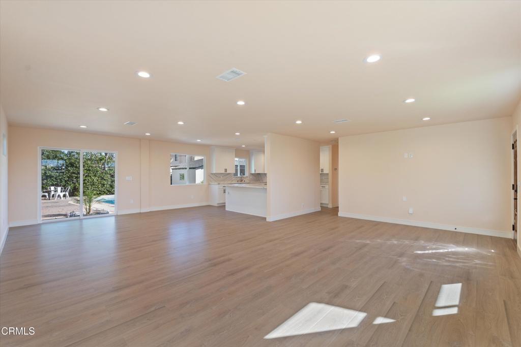 12809 Welby Way