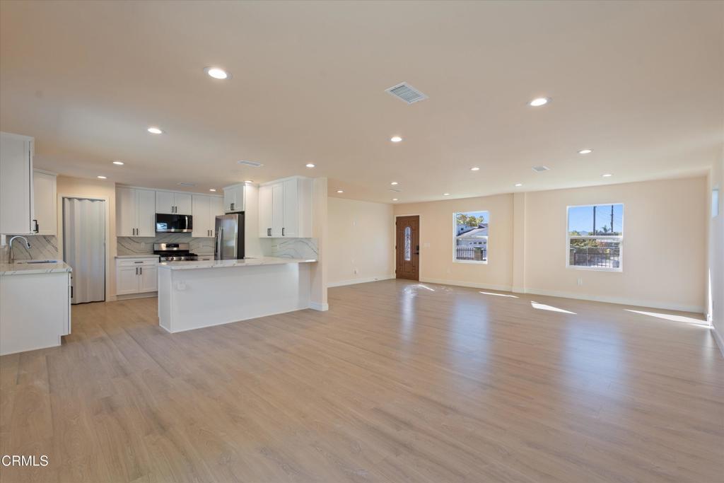 12809 Welby Way