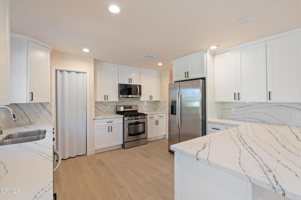 12809 Welby Way