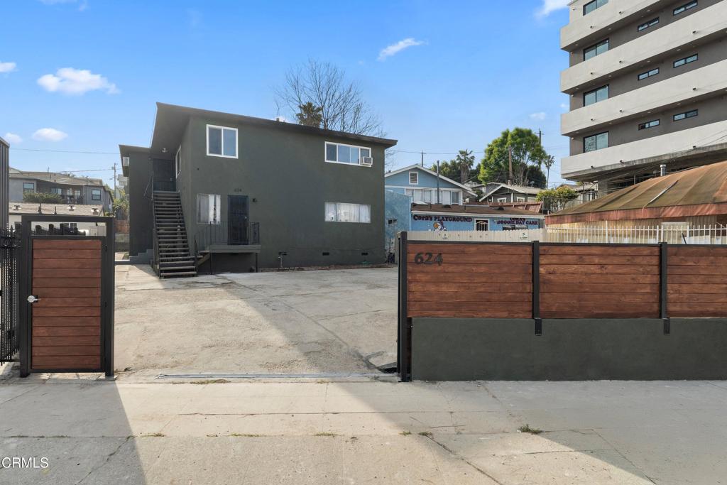 624 Silver Lake Boulevard 3