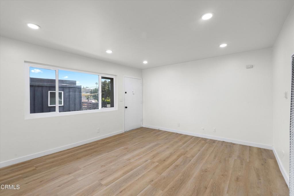624 Silver Lake Boulevard 3