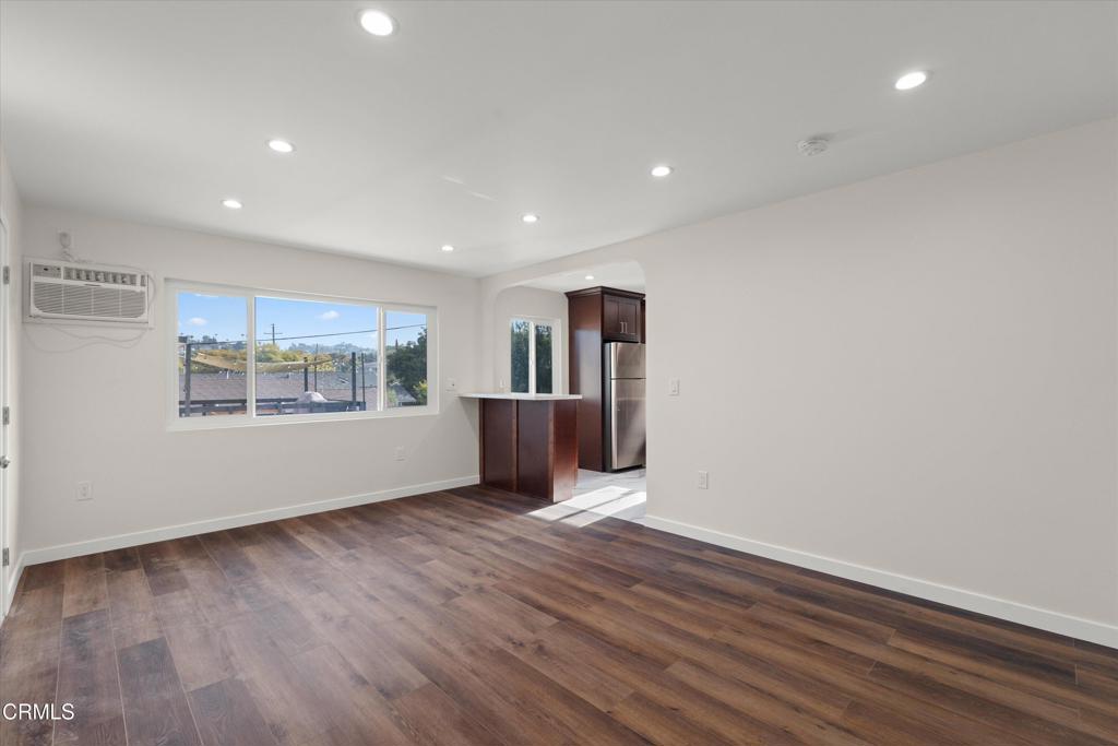 624 Silver Lake Boulevard 4