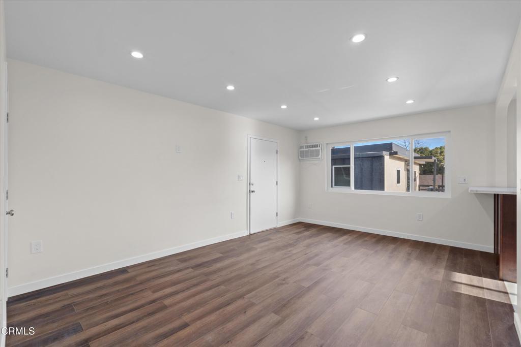 624 Silver Lake Boulevard 4