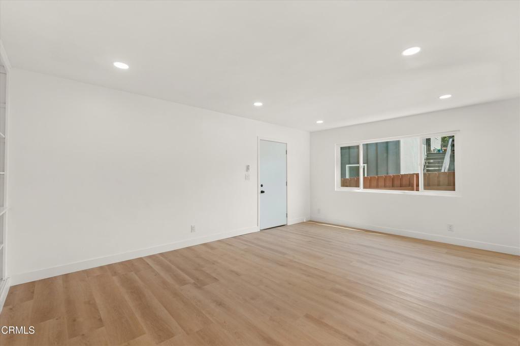 624 Silver Lake Blvd 2
