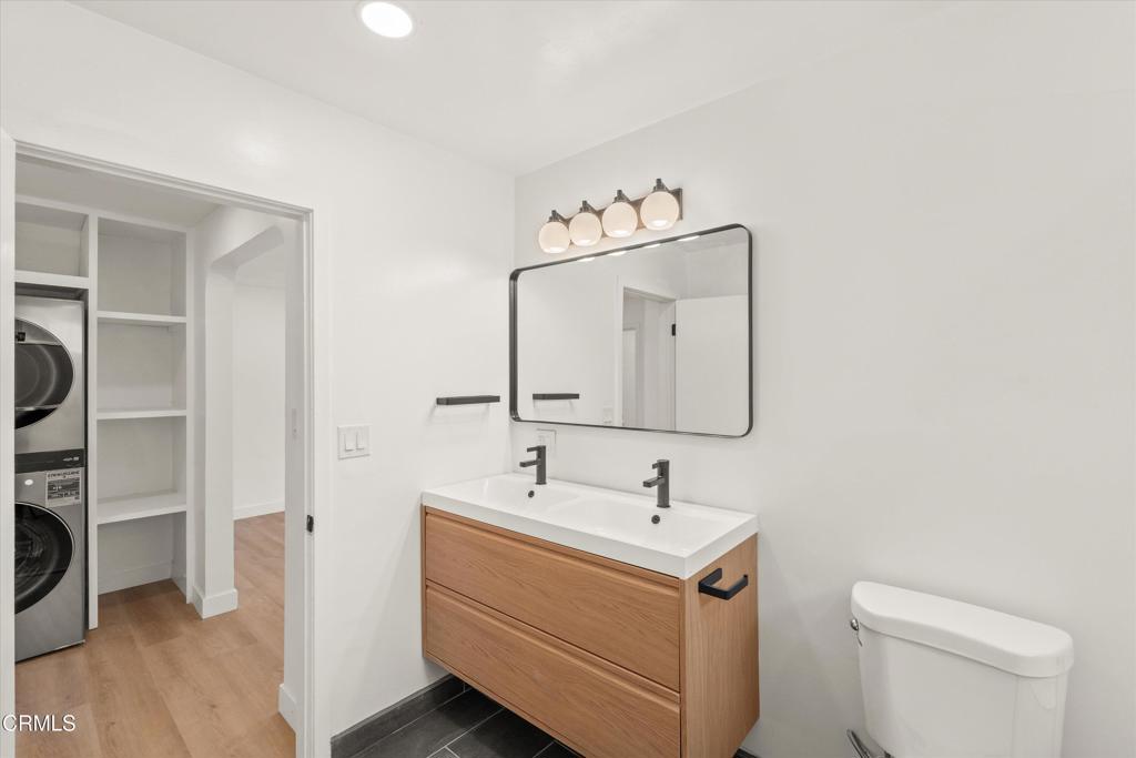 624 Silver Lake Blvd 2