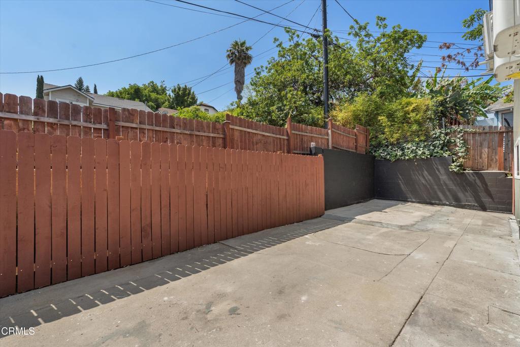 624 Silver Lake Blvd 2