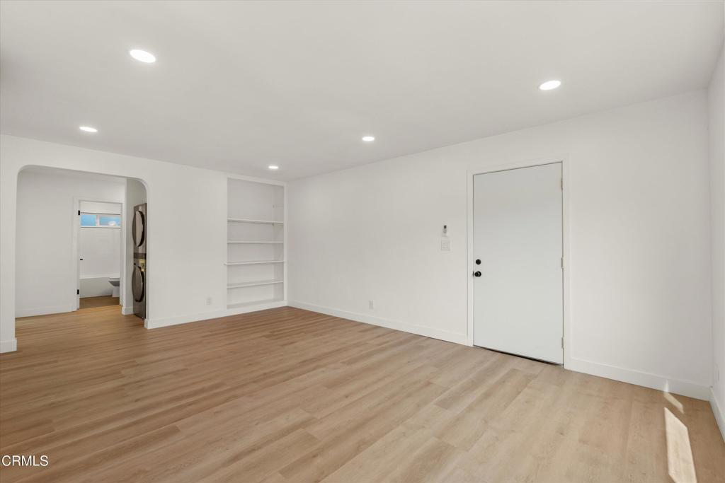 624 Silver Lake Blvd 2