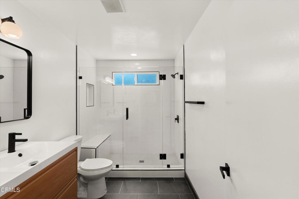 624 Silver Lake Blvd 2