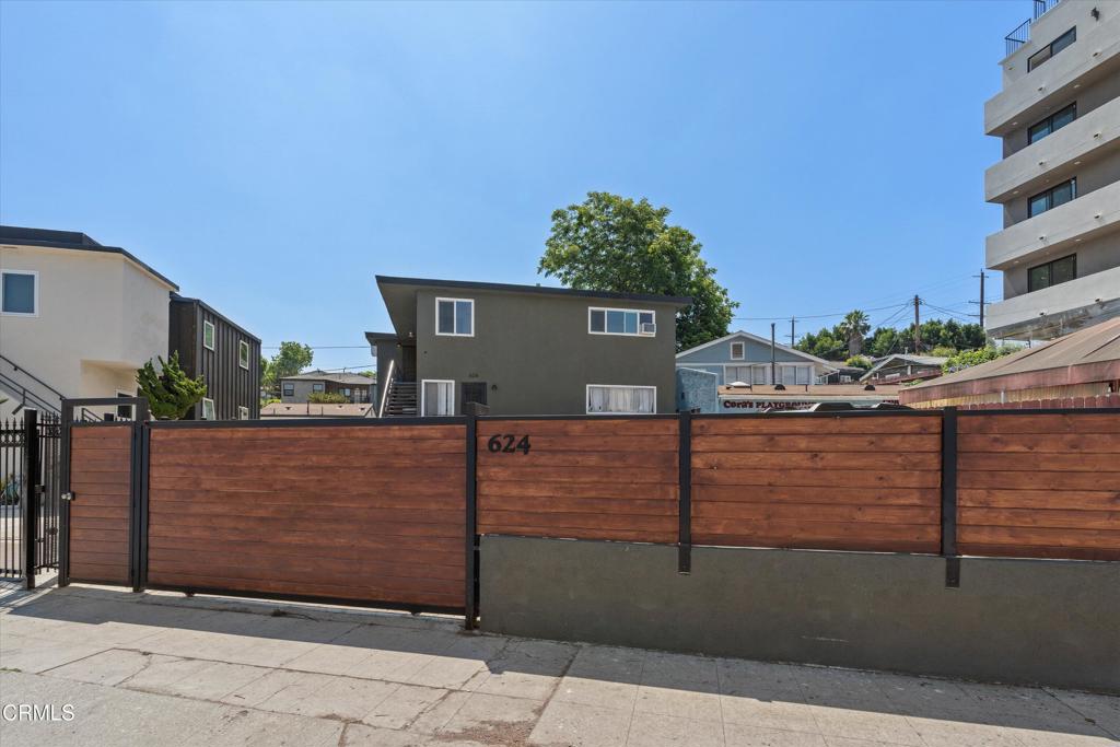 624 Silver Lake Blvd 2