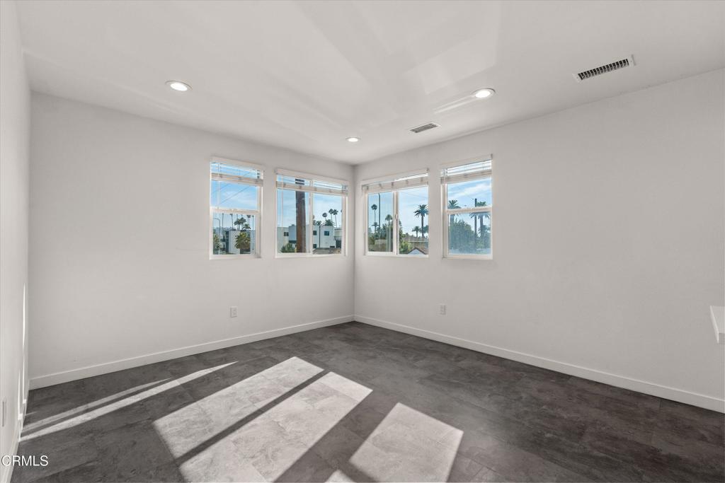 2664 S La Brea Avenue 1/2