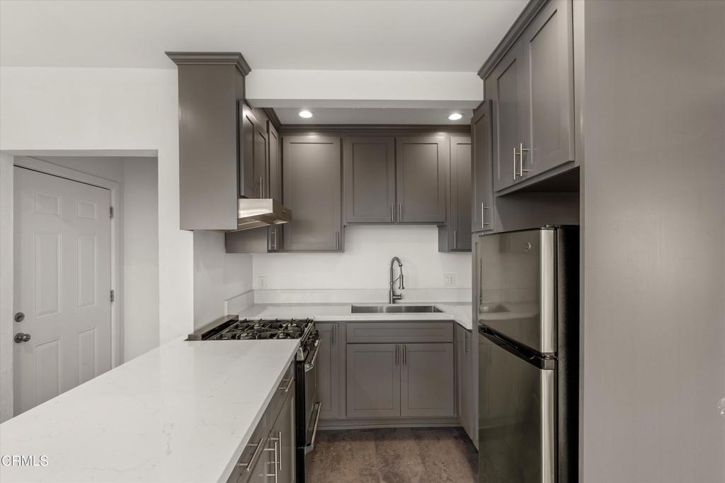 2664 S La Brea Avenue 1/2
