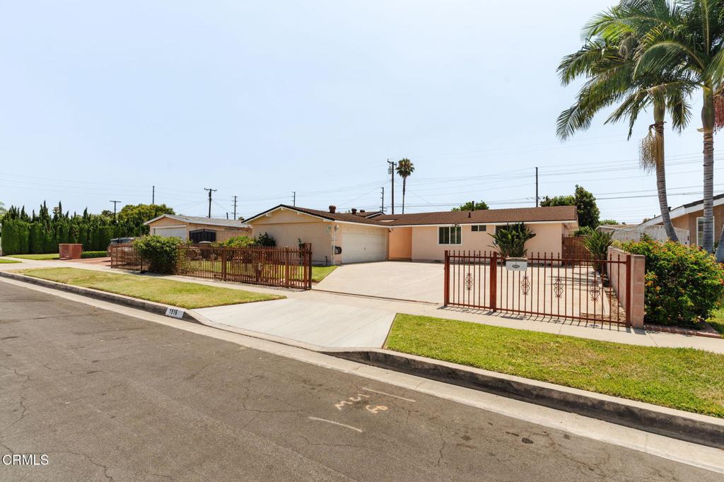 1516 Greenberry Drive