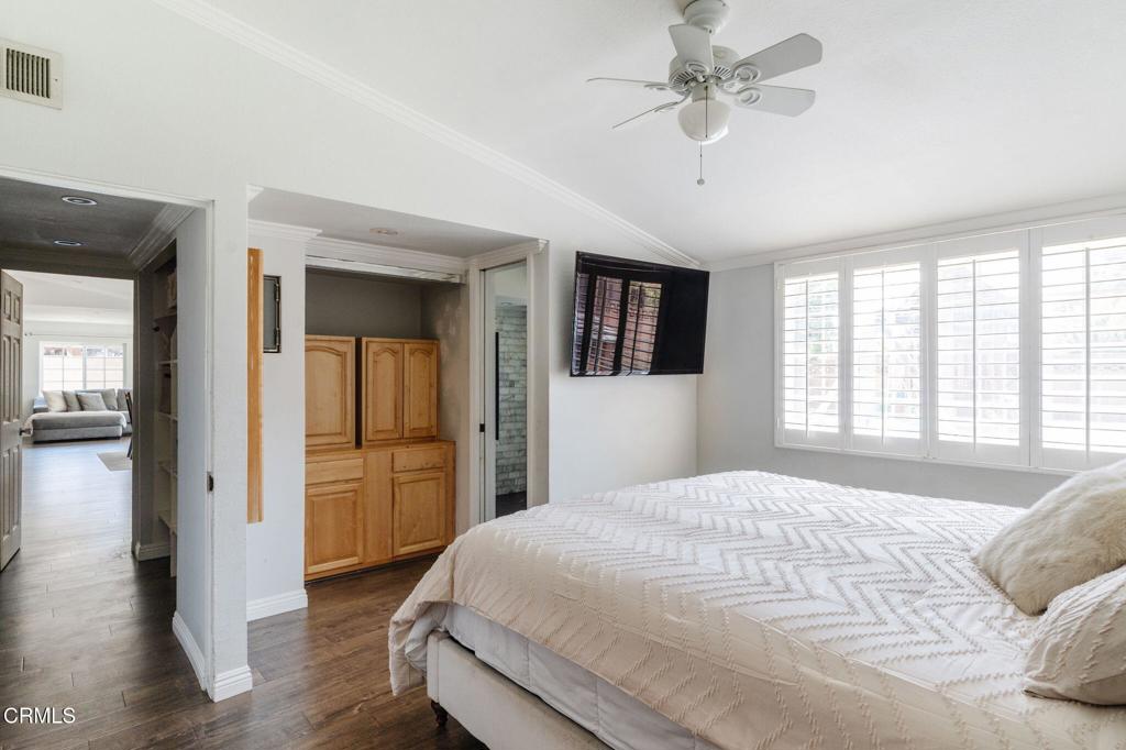 1516 Greenberry Drive