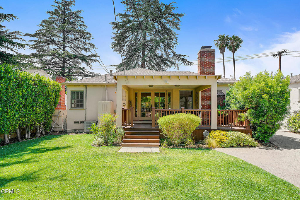 560 N Sierra Madre Boulevard