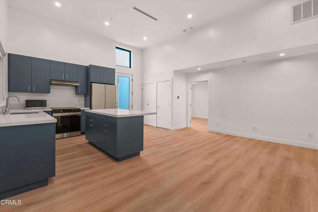 2209 Cazador Drive