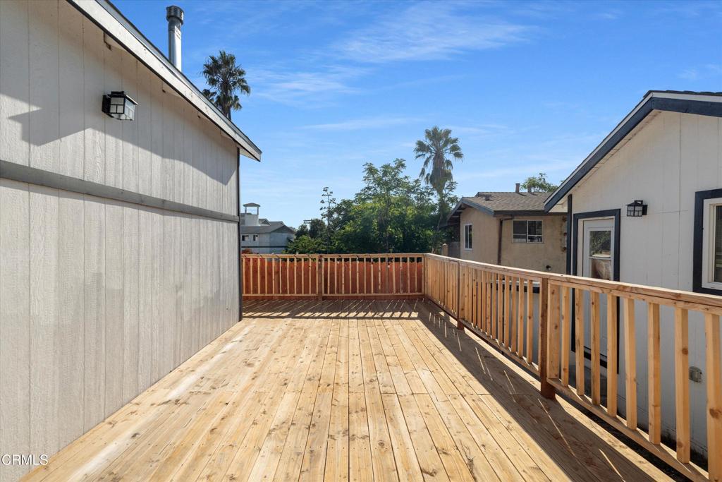 822 Laveta Terrace