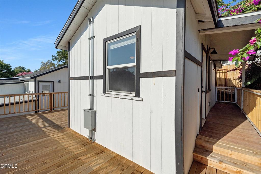 822 Laveta Terrace