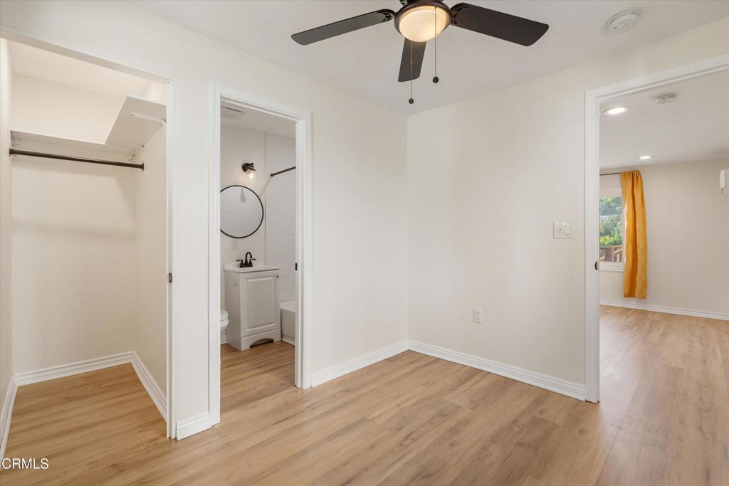 824 Laveta Terrace