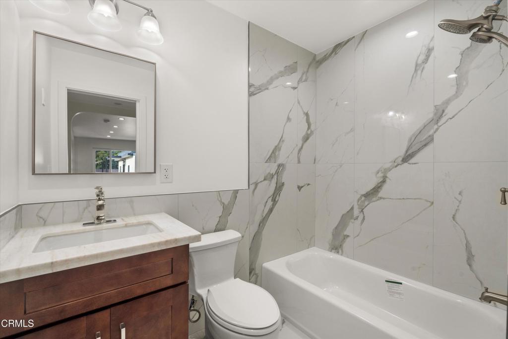 624 Silver Lake Boulevard 4