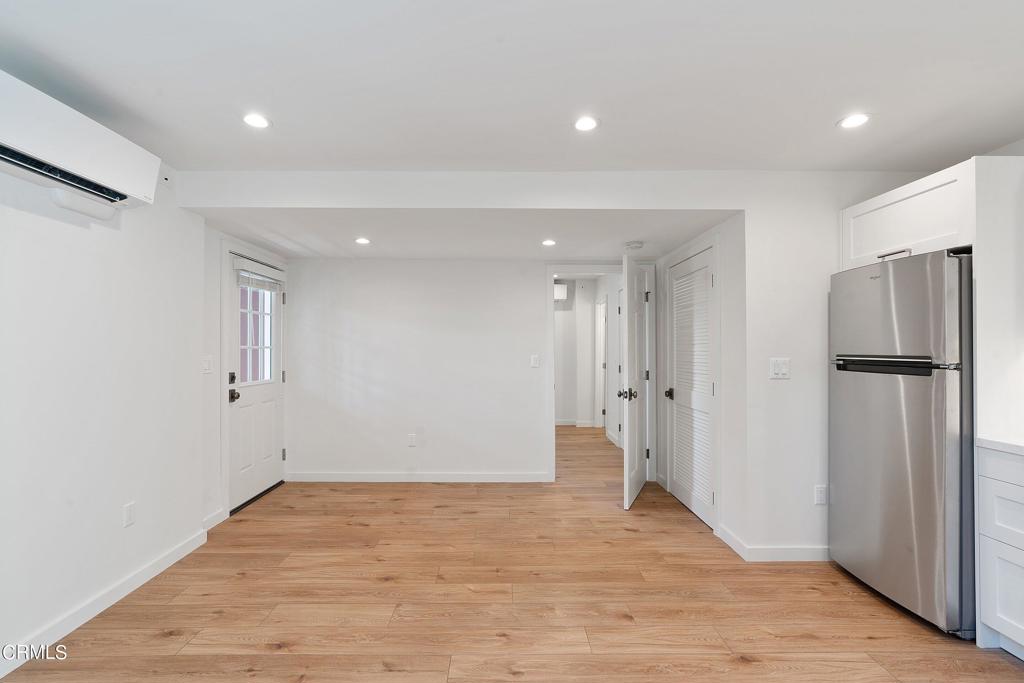 6341 1/2 Rosswood Terrace