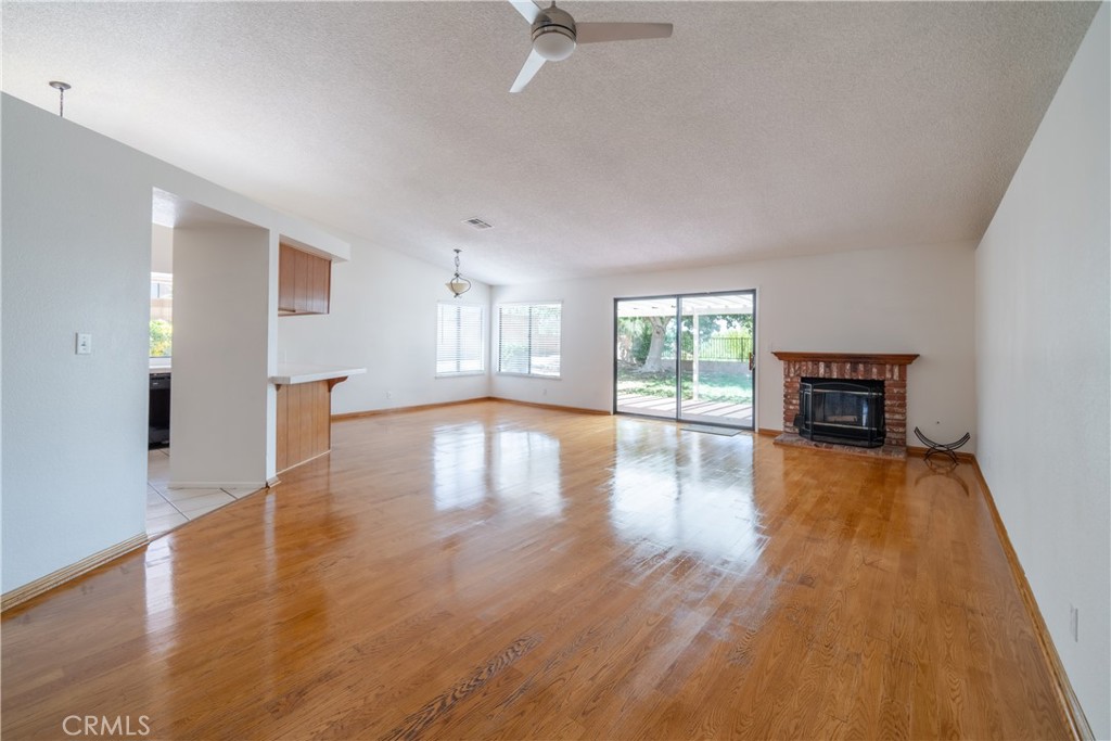 4701 Grandview Drive