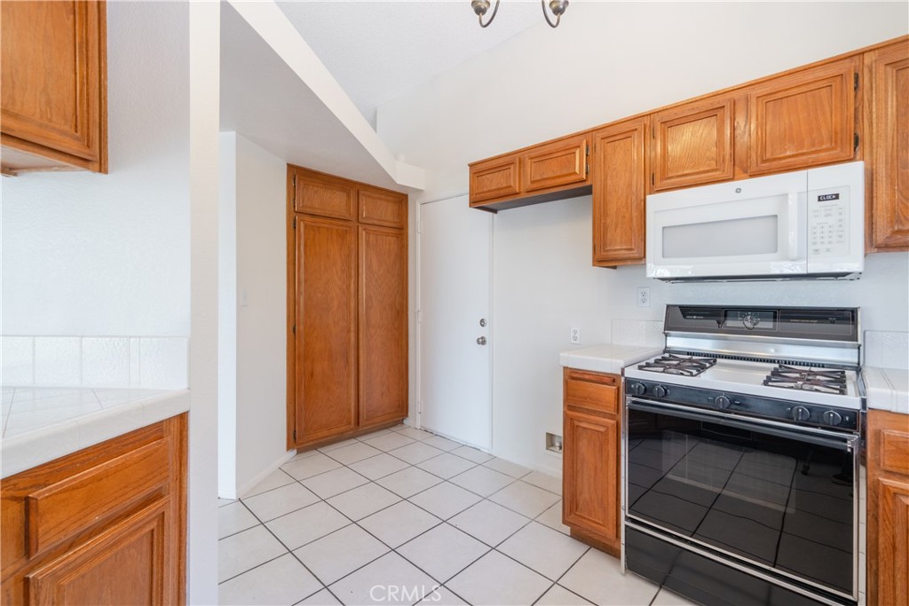4701 Grandview Drive