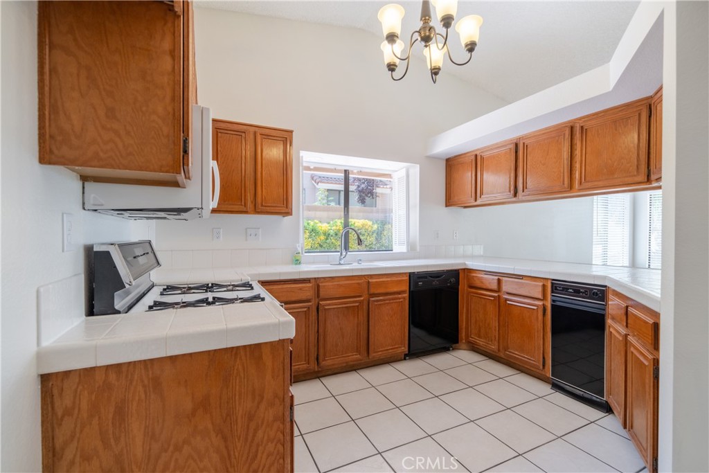 4701 Grandview Drive