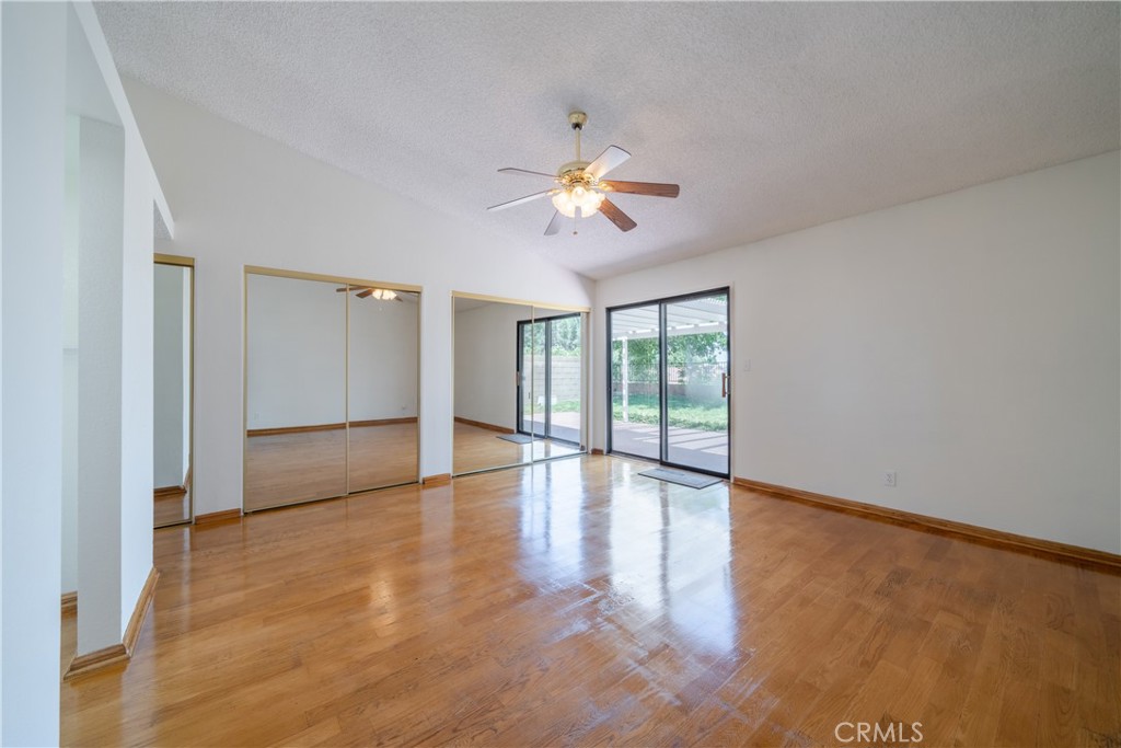 4701 Grandview Drive