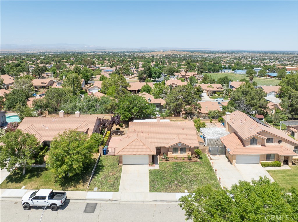 4701 Grandview Drive
