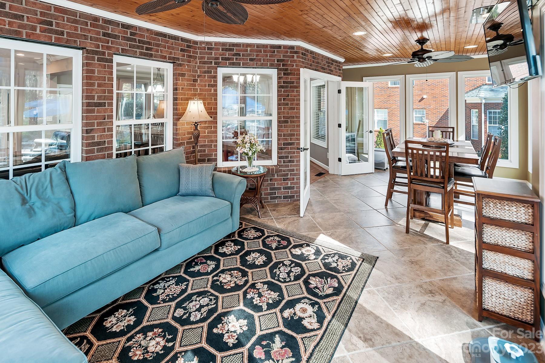 4264 Silver Eagle Court