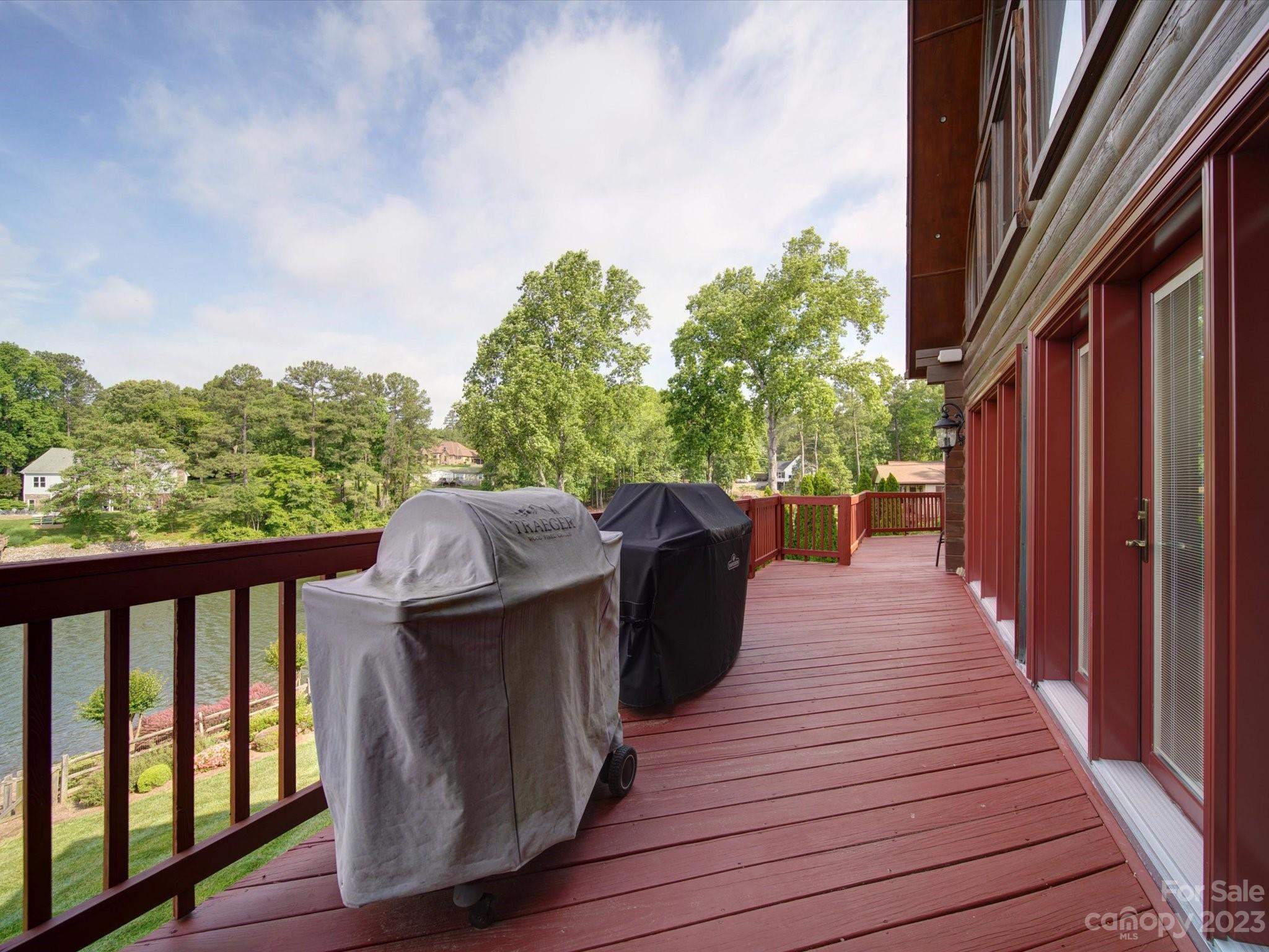 118 Norcross Lane