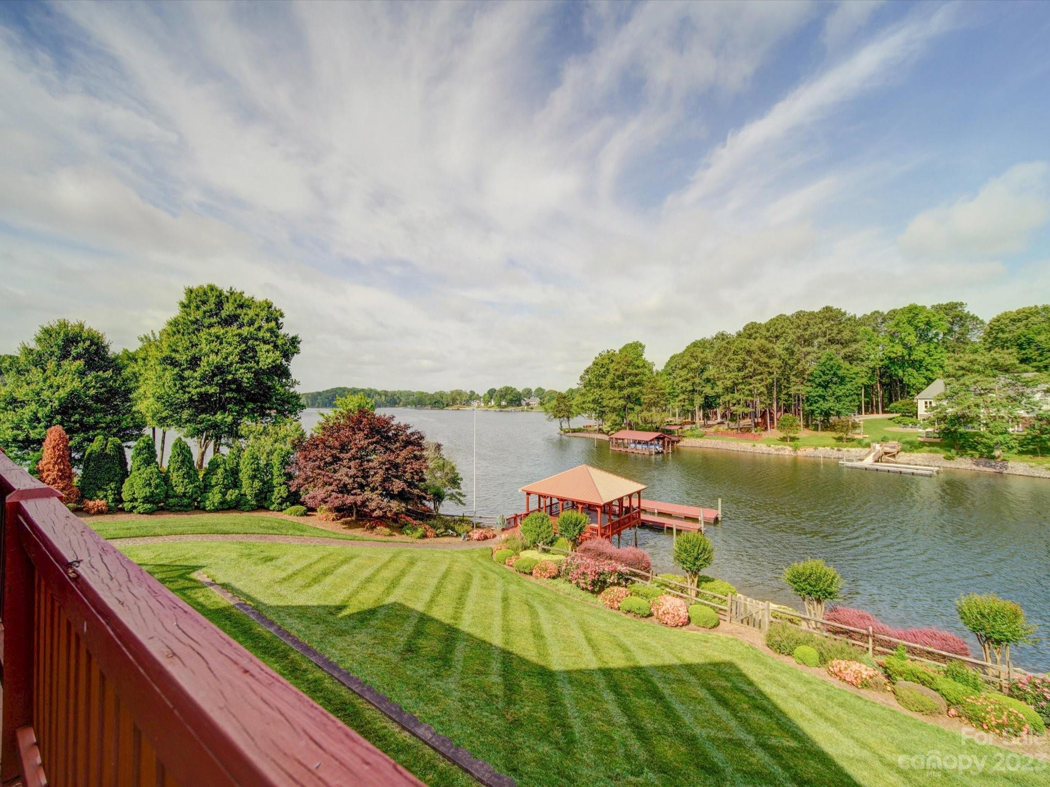 118 Norcross Lane
